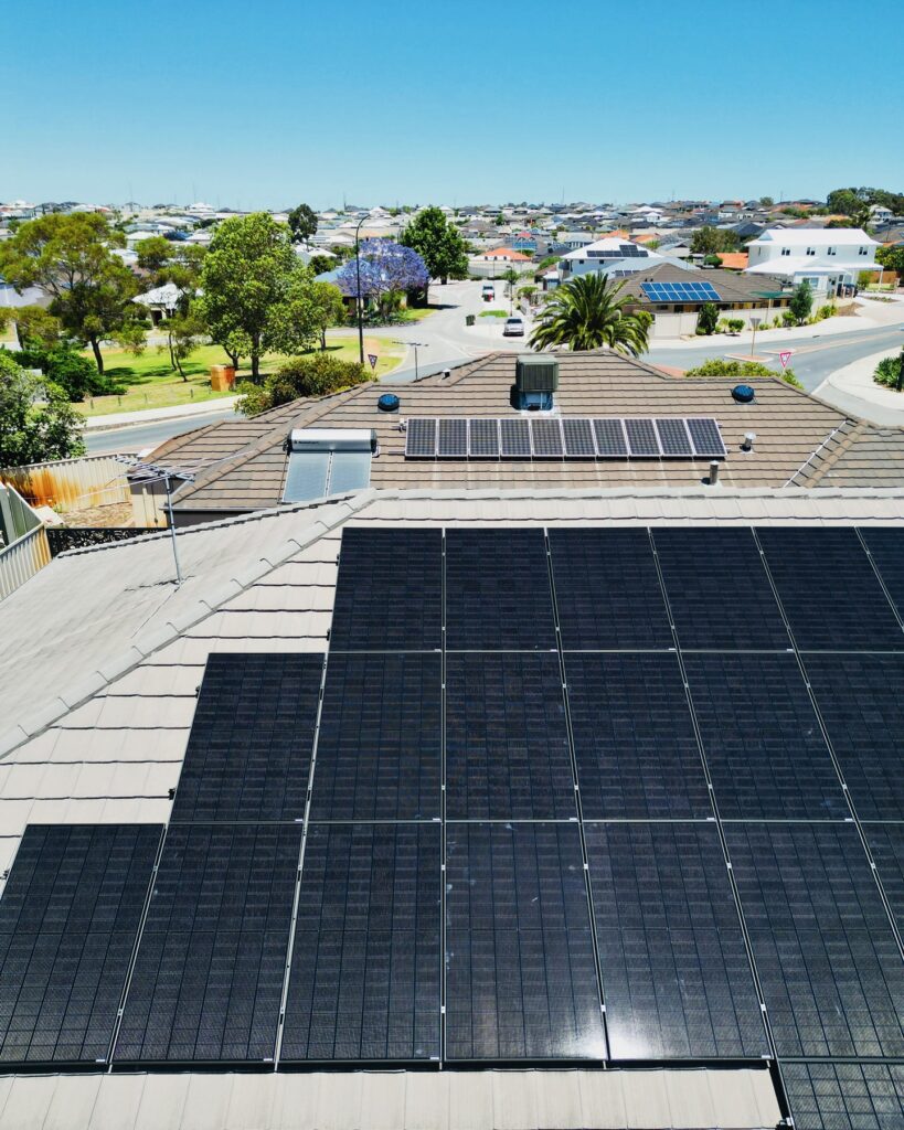 Jinko-Tiger-Neo-solar-panels-by-Perth-Solar-Warehouse-819x1024